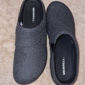 Merrell, Women’s 8.5 wool, clog, slipper, slip on NWOT.